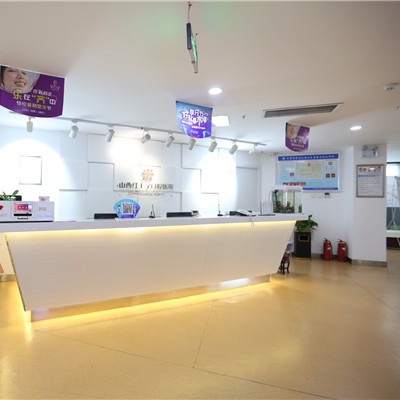 太原種植一顆牙需多少錢！太原恒倫口腔(柳巷門(mén)診部)種植牙價(jià)格表更新，德國(guó)Camlog卡姆洛種植體：5986元起/顆！