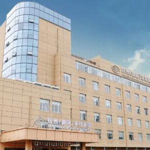 杭州一顆種植牙齒多少錢！杭州牙科醫(yī)院(臨平城北口腔醫(yī)院)種植牙價(jià)格表，國產(chǎn)大清西格種植牙：3759元起/顆！