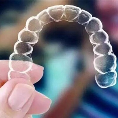 紹興牙貼美白最好的口腔醫(yī)院是哪家？紹興辰葉口腔門診部各具實力和風采