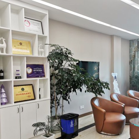 金華牙齦出血解決最好的口腔醫(yī)院是哪家？金華永康光大醫(yī)療美容醫(yī)院(口腔科)實力也不錯~