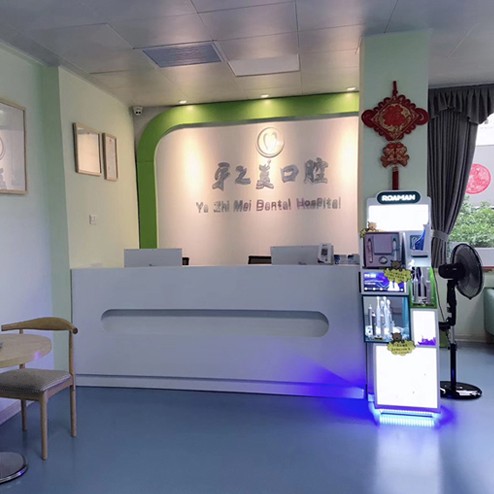 桂林種植牙一顆要多少錢！桂林藍(lán)天牙之美口腔種植牙醫(yī)院排名TOP1，國產(chǎn)創(chuàng)英種植牙：3880元起/顆！