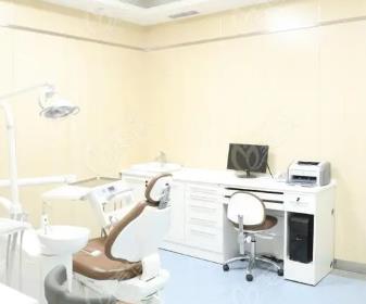 嘉興種植牙多錢一顆！嘉善羅星潘晨口腔診所種植牙價(jià)格表搶先看，瑞典諾貝爾種植牙：5489元起/顆！