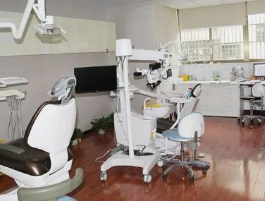 溫州瑞安喻小輝口腔