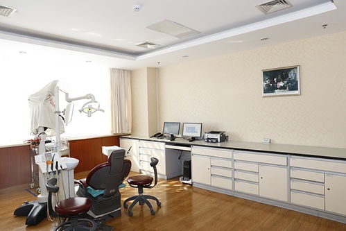 臺州種一顆牙要多少錢！臺州仙居蔡氏口腔種牙超劃算，國產(chǎn)康德泰種植牙價格：3295元起/顆！