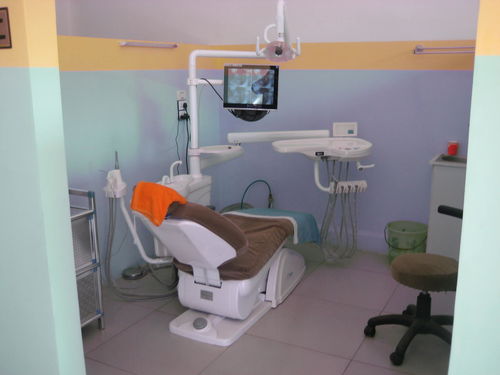 金華種一顆牙齒要多少錢！金華詹娟口腔診所種牙價(jià)格表（今日更新/實(shí)時(shí)），瑞典Astra種植牙：9902元起/顆！