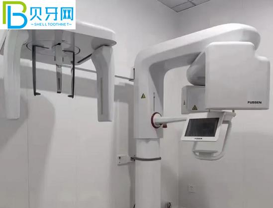 濟南泰山醫(yī)院口腔科種植牙矯正牙齒多少錢怎么樣